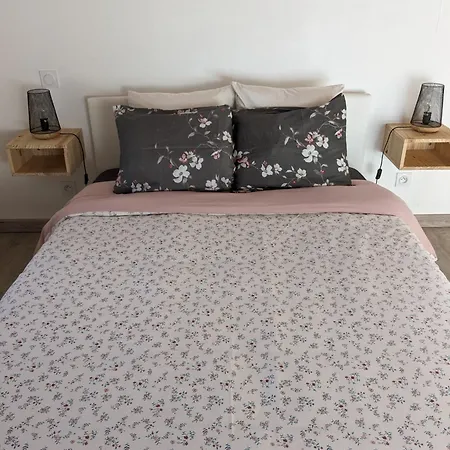 Reflets De Montagnes * Tarascon-sur-Ariège